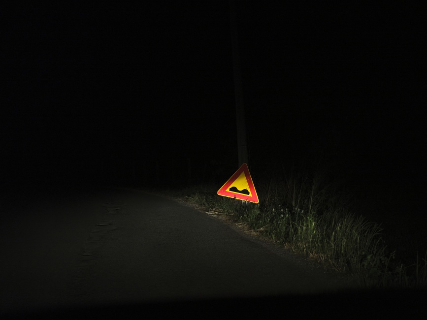 the roadside [Night]